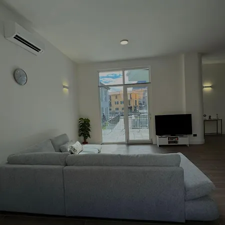 Apartman Apt. Aquarius Oasi Di