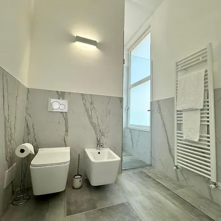 Apartament Apt. Aquarius Oasi Di *